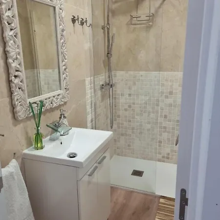 Carvajal Front Line Primera Linea Apartamento *